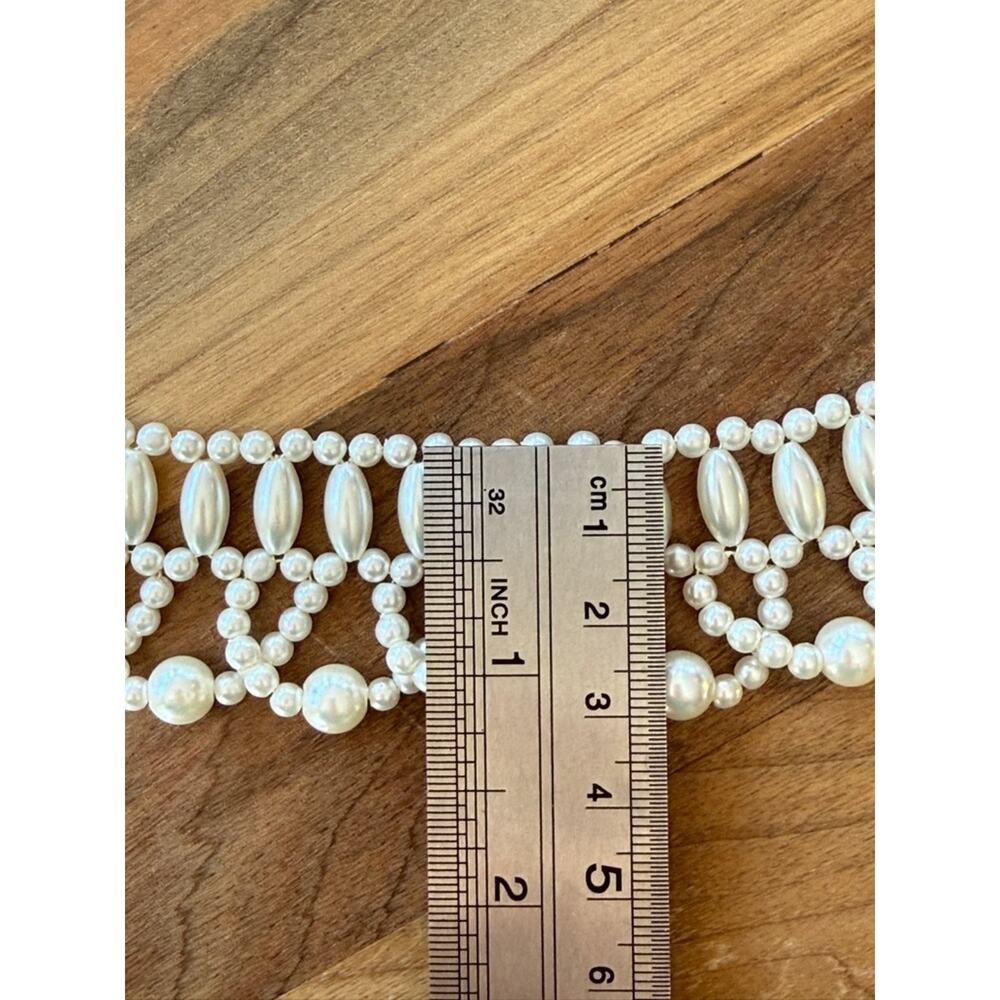 Vintage 1980s Faux Pearl Beaded Belt White Waist Chain XS S Bridal Cottagecore - Picture 3 of 4